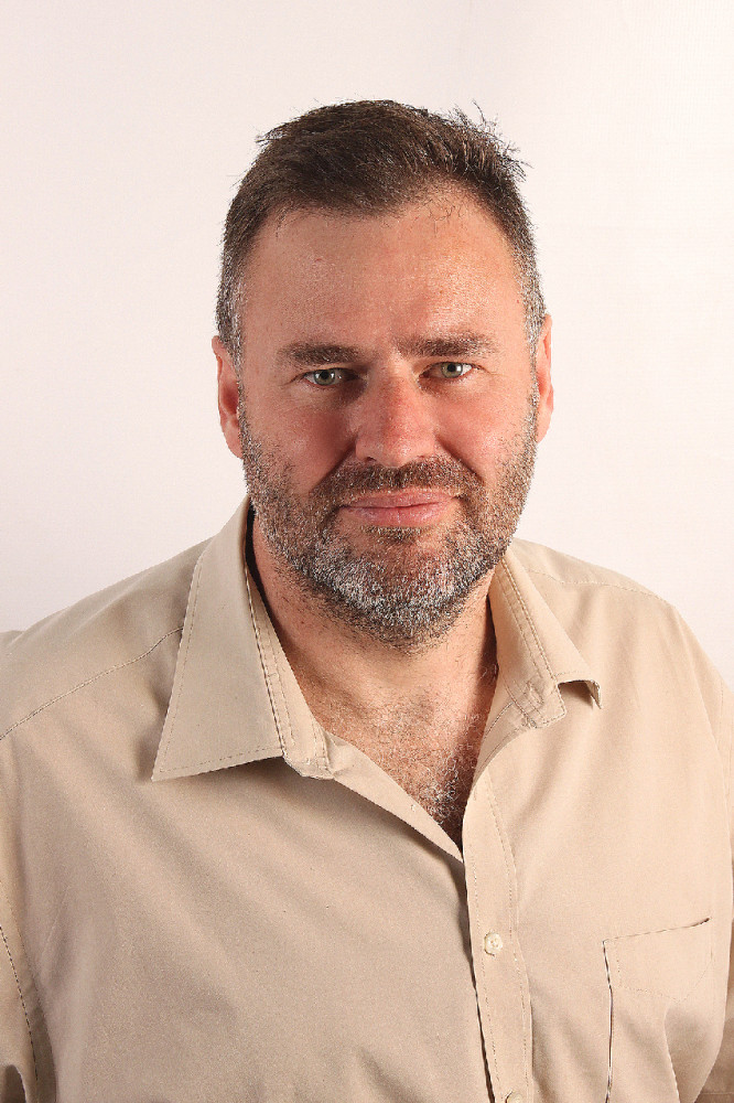 Warwick Ward-Cox, Managing Director
