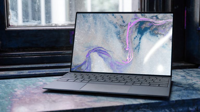 Best laptops to buy in  2022(For professionals and Students)