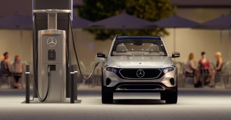 Mercedes Benz invests $1 billion to establish electric vehicle charging network