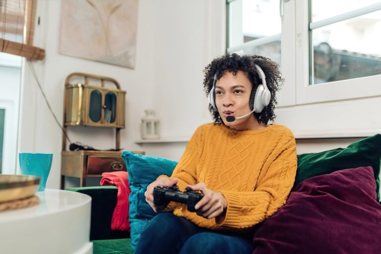 JBL Expands Quantum Gaming Headset Range, now Compatible with Consoles