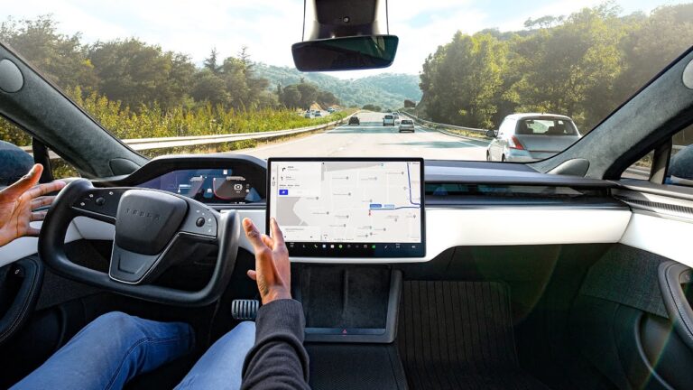 Tesla AI team announces release date of Full Self Drive  V13