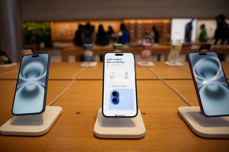 Egypt Plans to Produce 15 Million Mobile Phones in 2026, Eyes Exports